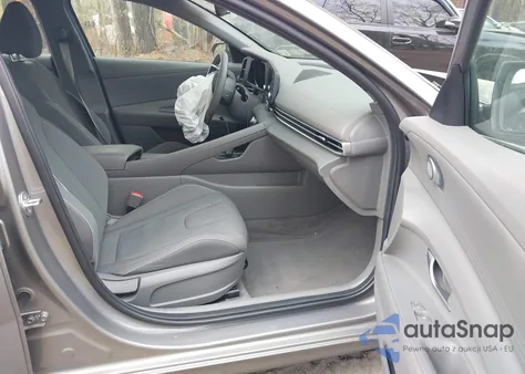 2023 Hyundai Elantra Hybrid Blue z USA, uszkodzony, nr VIN KMHLM4AJ3PU059056